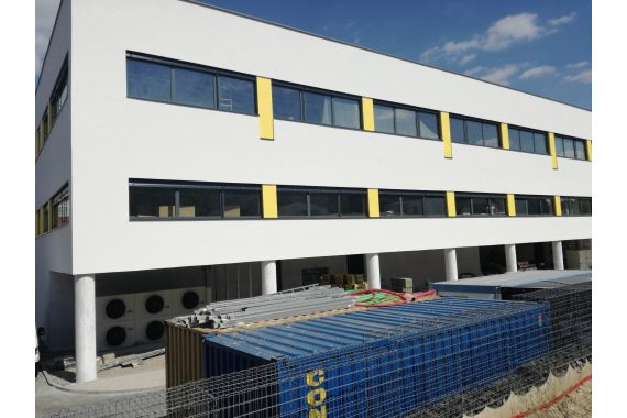 Výstavba čtyř operačních sálů a sterilizace Krajské zdravtoná a.s. - nemocnice Teplice - obrázek